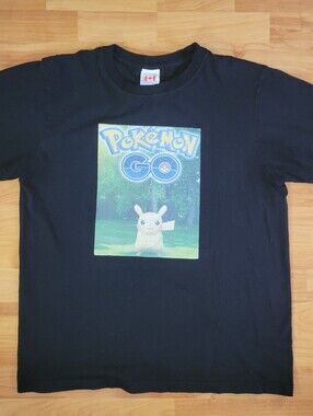 Pokemon GO Pikachu Retro Graphic Tee - Large